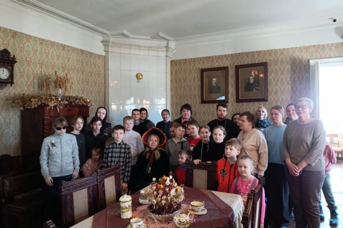 Воспитанники Воскресной школы посетили музей Н.Е.Жуковского