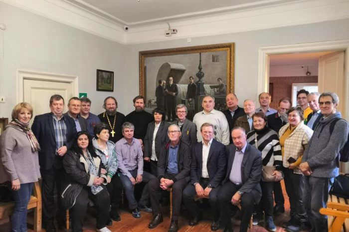 Делегация МГТУ им. Н.Э. Баумана посетила Мемориальный дом-музей усадьбу Н.Е. Жуковского