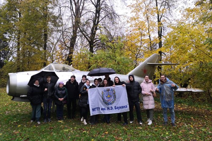 Делегация МГТУ им. Н.Э.Баумана посетила Мемориальный дом-музей усадьбу Н.Е.Жуковского