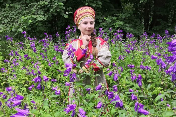 Театрально-музыкальные праздники в усадьбе Жуковских «Макушка лета»